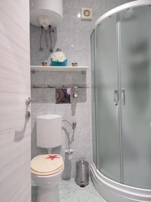 Bird View Apartment Carlissima โตรกีร์ ภายนอก รูปภาพ